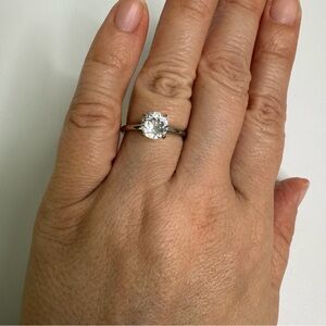 Uncas CZ Solitaire Engagement Ring Silver Plated Size 6.75
